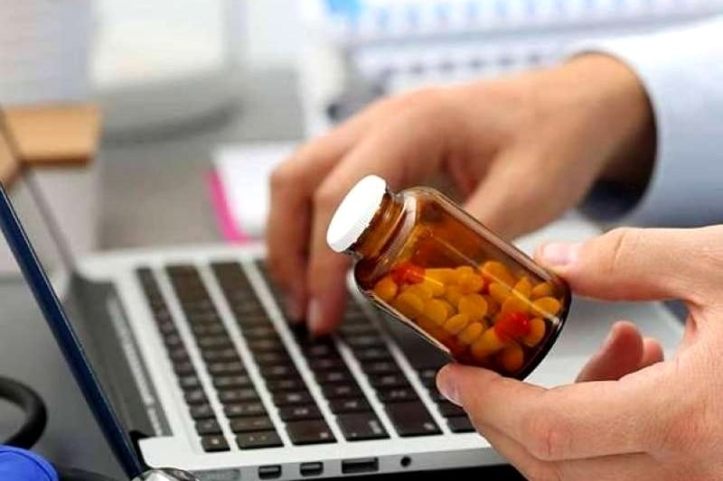 خبراء يحذرون المغاربة من سوء استخدام الأدوية والمكملات الغذائية