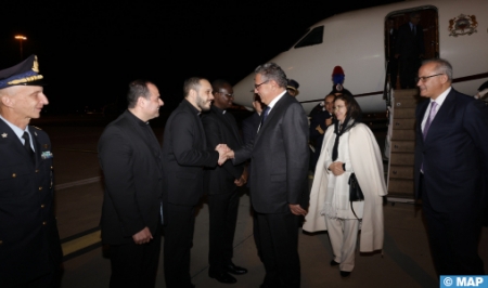 أخنوش يمثل جلالة الملك في جنازة البابا