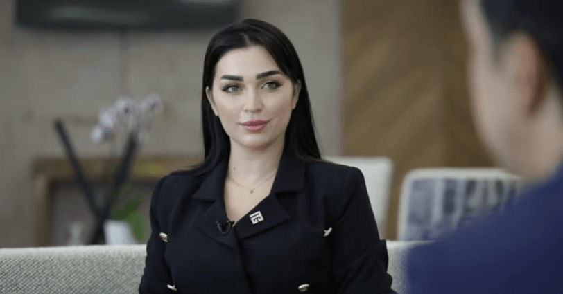 اقتحام شقة فرح الفاسي والأخيرة تعلق: "المشتبه فيه من العائلة"