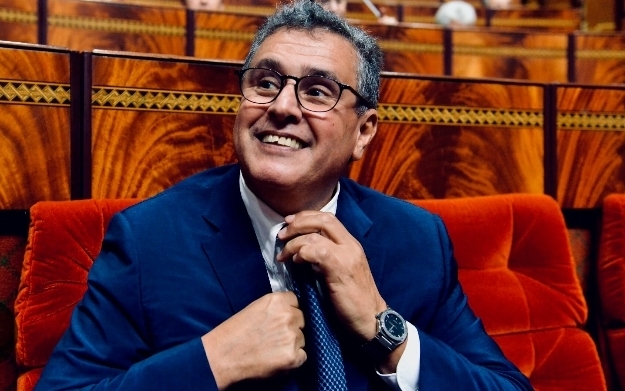 "الولاءات السياسية قبل الكفاءة".. المعارضة تهاجم أسلوب الحكومة في تدبير الدعم ومنح الصفقات