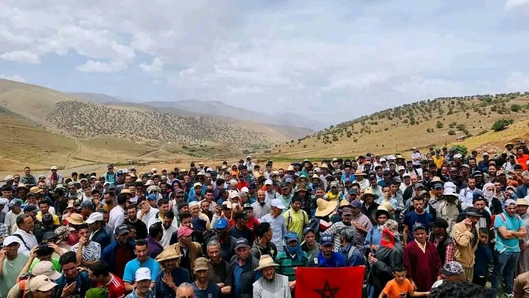 أغلبية حكومة أخنوش تحمل "البيجيدي" مسؤولية احتجاجات "أيت بوكماز"