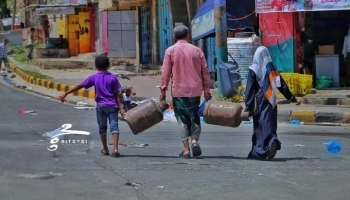 تعز.. نقابة وكلاء الغاز تستنكر استمرار احتجاز المقطورات واستغلال معاناة المواطنين