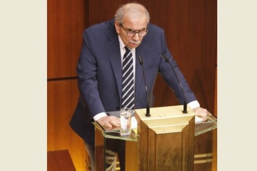سلام تابع مع زواره الاوضاع سياسيا وماليا واقتصاديا وانمائيا
