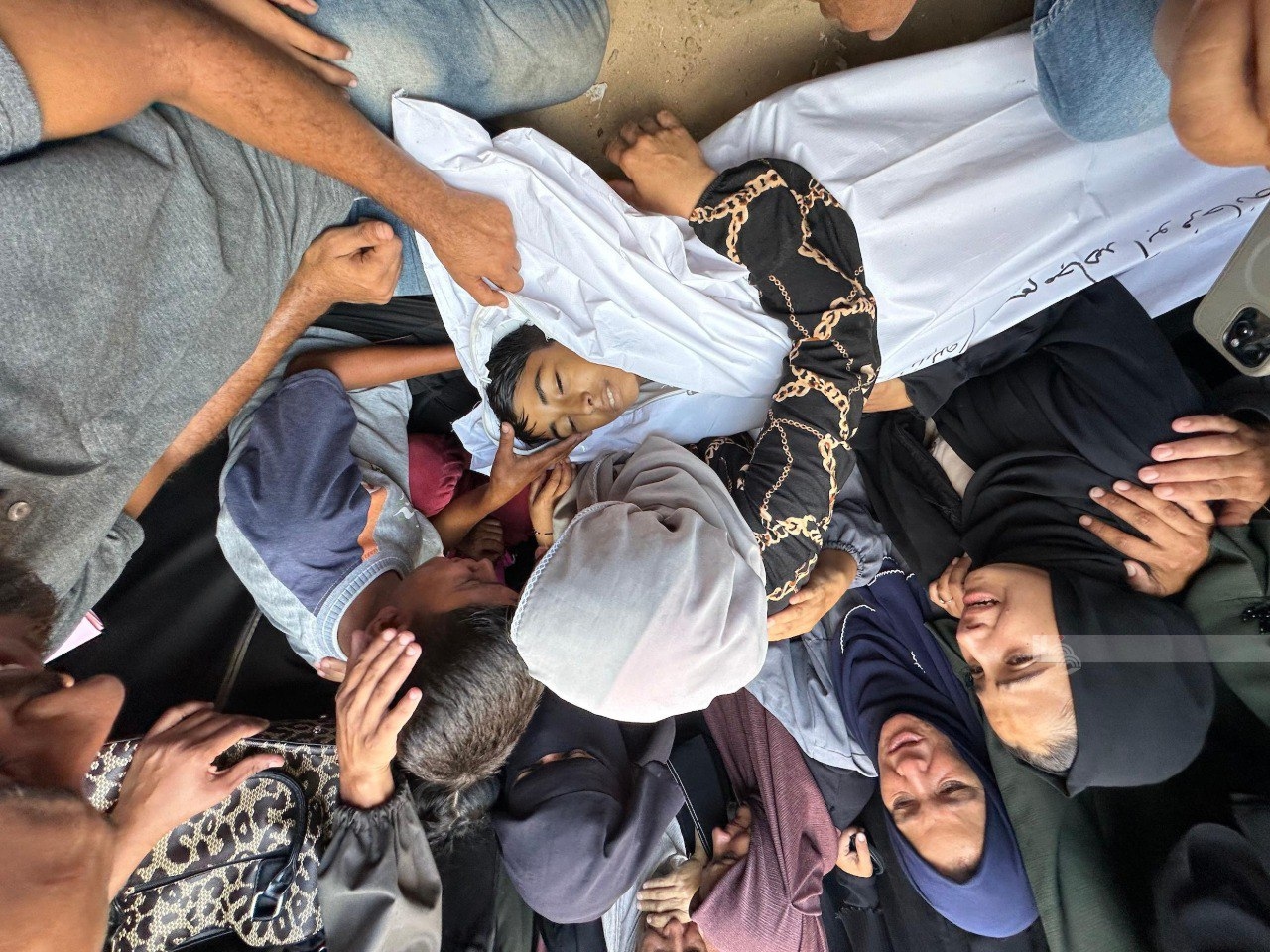 'أوتشا': أطفال غزة يموتون جوعا