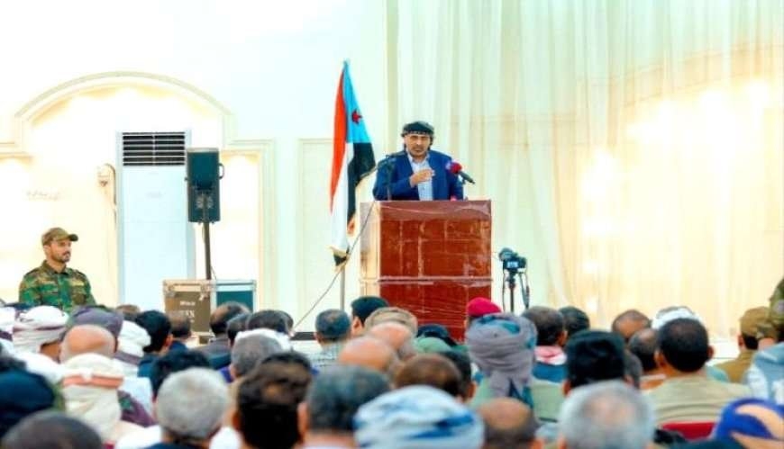 عيدروس الزبيدي يصل ابين لاول مرة ويعلن هذا الامر..!