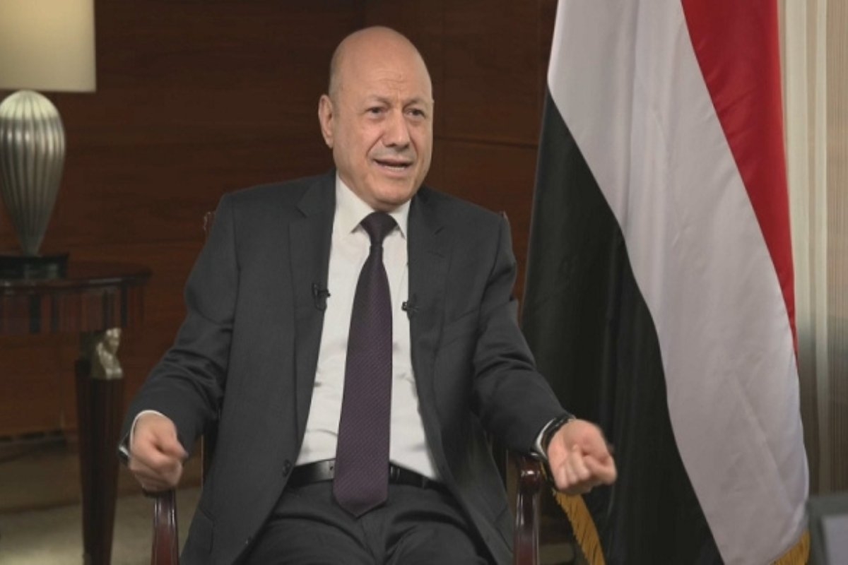 الرئيس اليمني: روسيا ترفض تزويدنا بالدفاعات الجوية لهذا السبب