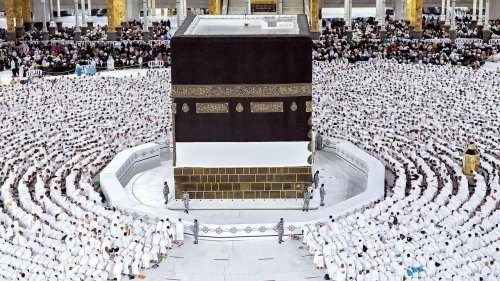 رسوم جديدة على تأشيرة العمرة.. تعرف على المبلغ المحدد