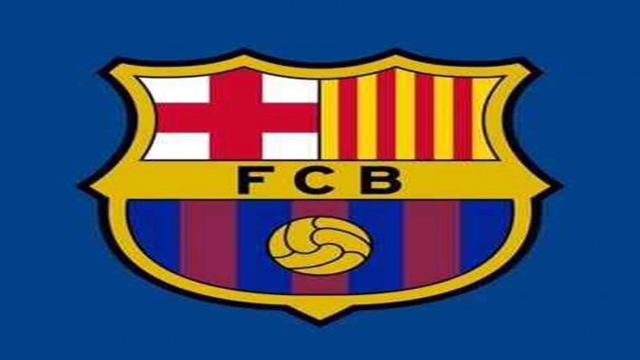 برشلونة يمدد عقد مدربه فليك حتى 2027