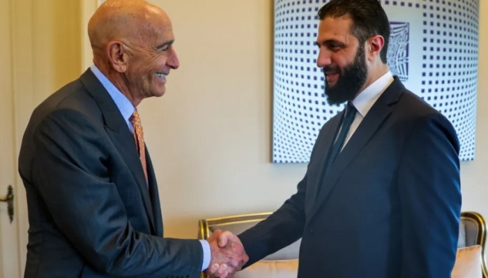 بعد رفع العقوبات.. المبعوث الأمريكي لدى سوريا يلتقي الشرع