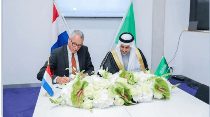 السعودية وهولندا توقعان اتفاقيات مائية وزراعية بـ428 مليون ريال