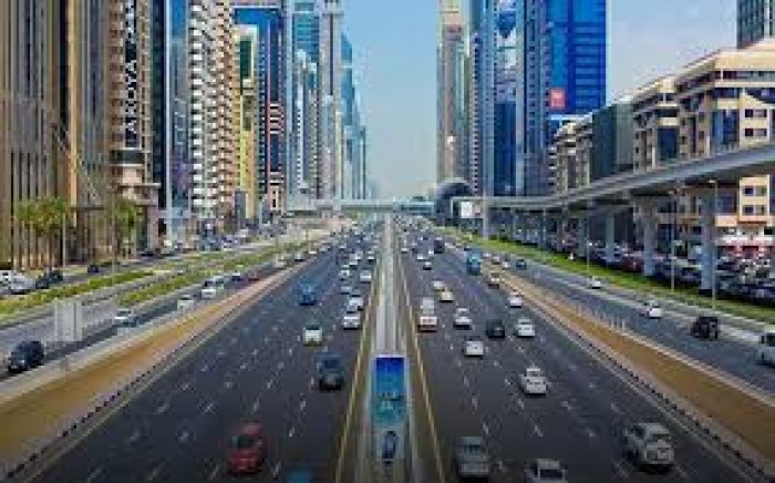 هيئة الطرق بدبي توقع اتفاقية لتوريد 637 حافلة جديدة