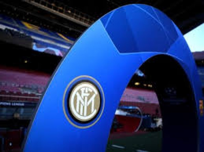 إنتر ميلان يحصل على تمويل بقيمة 350 مليون يورو لتخفيف عبء الديون