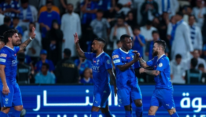 إدارة الهلال السعودي تمنح لاعب الفريق مكافأة خيالية
