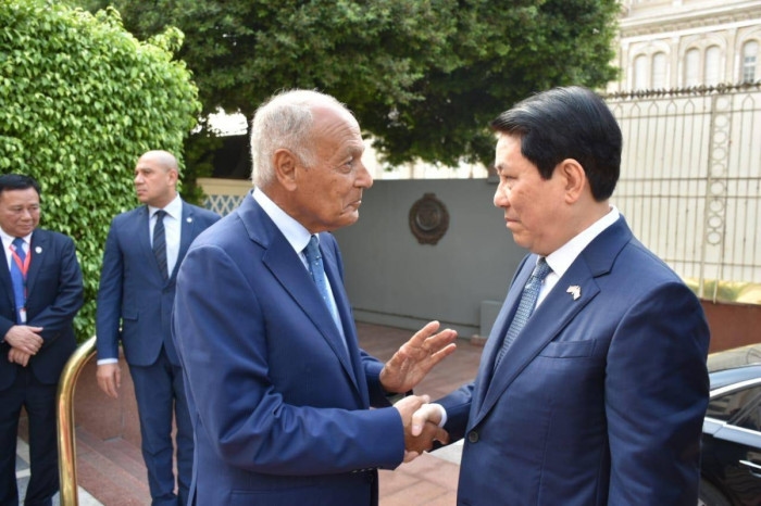 رئيس فيتنام: ندعم حل الدولتين