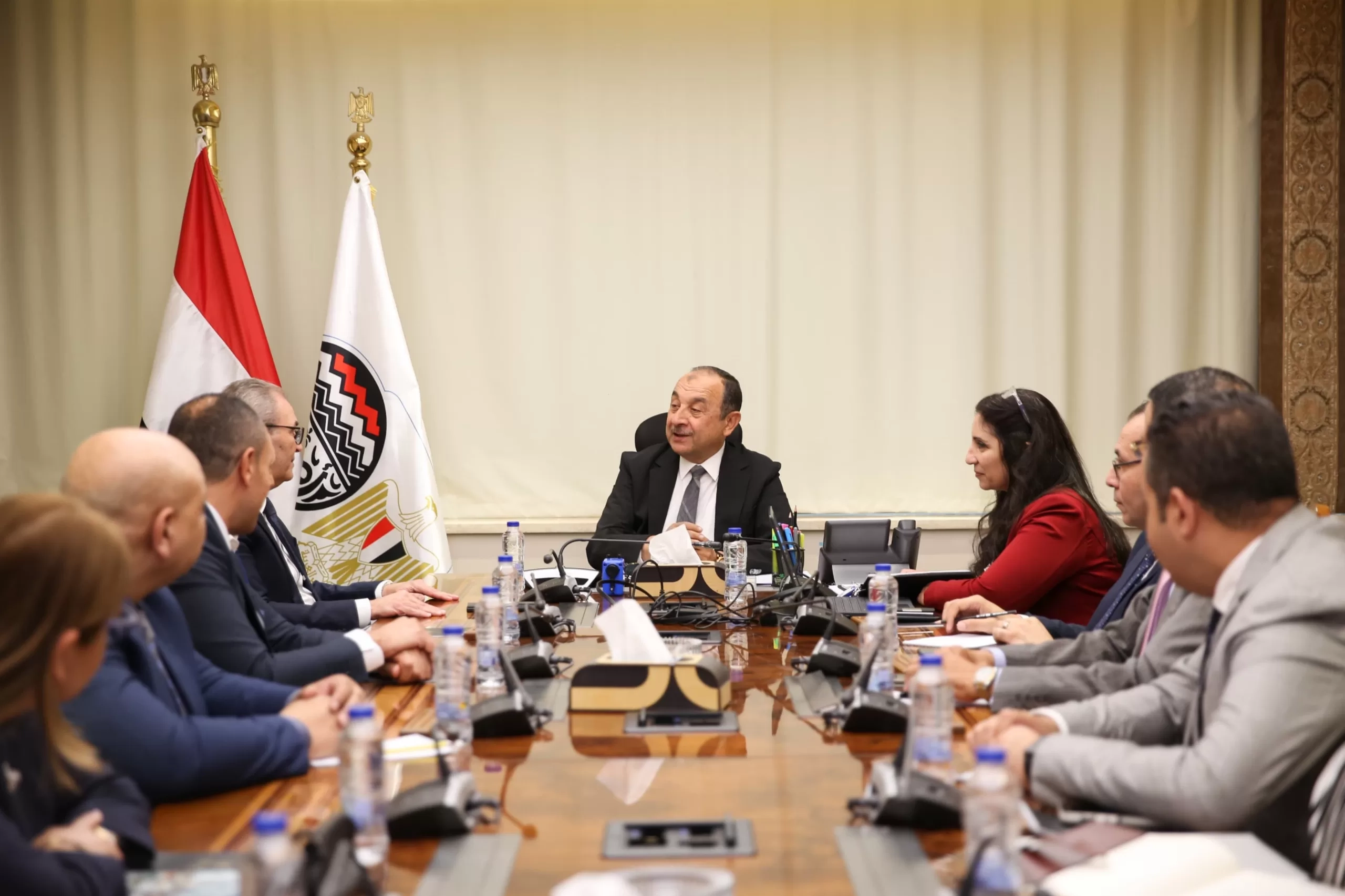 وزير قطاع الأعمال العام يبحث مع مجموعة شاهينلر القابضة التركية فرص التعاون والاستثمار