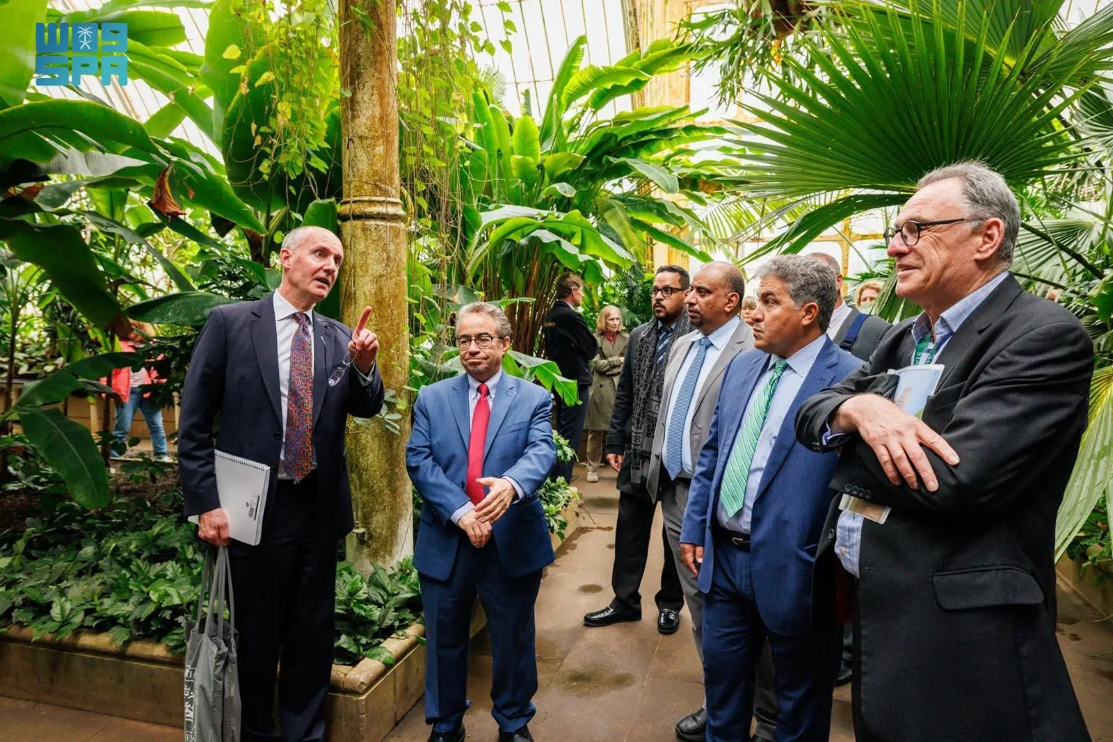 شراكة إستراتيجية بين 'الغطاء النباتي' و'kew reach' البريطانية لدعم جهود المملكة في تحقيق الاستدامة