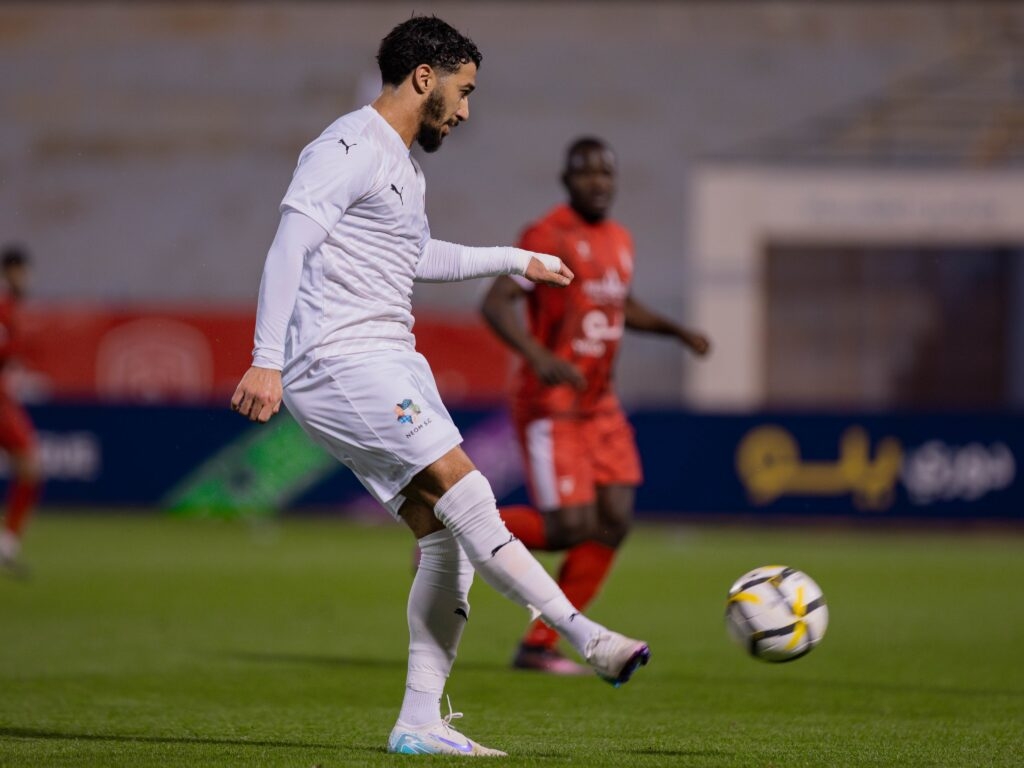 نيوم أول الصاعدين إلى دوري المحترفين السعودي