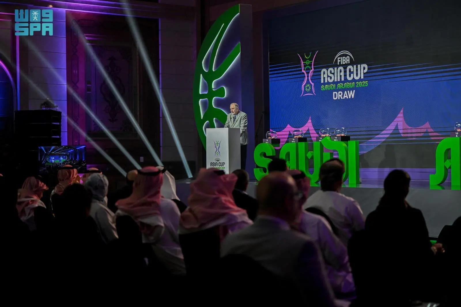 قرعة كأس آسيا لكرة السلة تضع الأخضر السعودي في المجموعة الثالثة مع الصين والأردن والهند