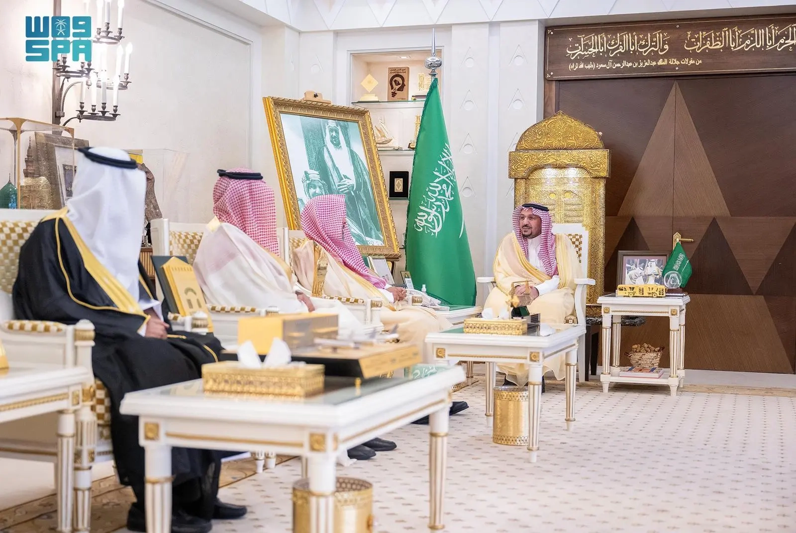 أمير القصيم يستقبل رئيس وأعضاء مجلس جمعية 'أسرة'