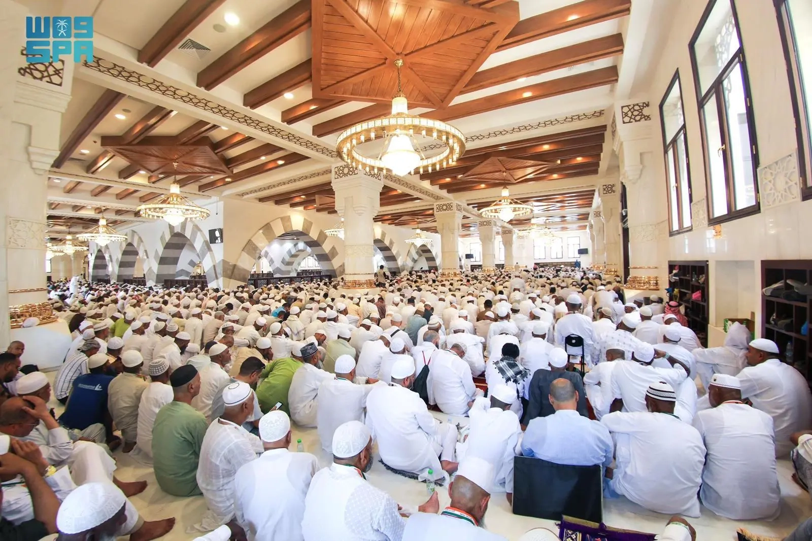 'الشؤون الإسلامية' تقيم صلاة الجمعة في 849 جامعًا ومسجدًا داخل حدود الحرم