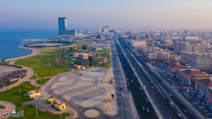 طقس شديد الحرارة ورياح مثيرة للأتربة على عدة مناطق