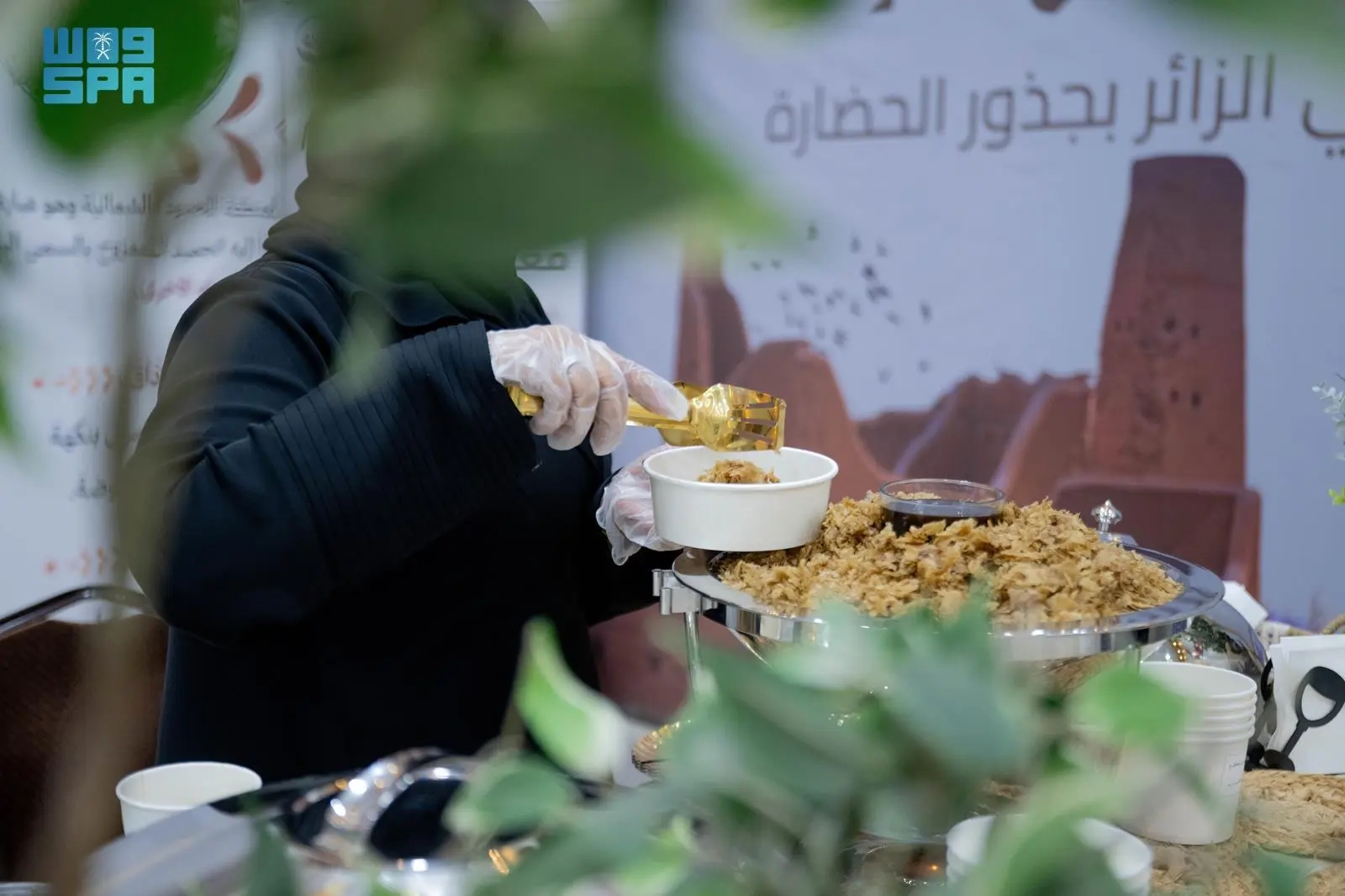 'المليحية' تُبهر زوّار فعاليات ربيع عرعر في ركن تفاعلي يجمع الطهو والثقافة
