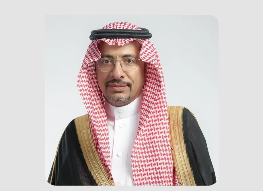 وزير الصناعة والثروة المعدنية يهنئ القيادة بمناسبة حلول عيد الأضحى