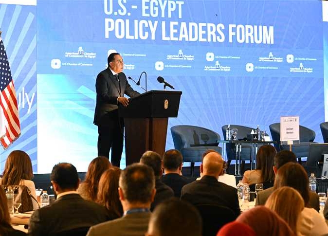 مصر تفتح أسواقها للسيارات الأمريكية: مدبولي يعلن إلغاء القيود وتسهيلات جديدة للمستثمرين
