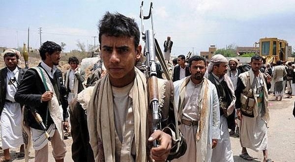 تحت ضغط انهيار إيران وتغيرات الإقليم... الحوثيون يرفعون راية "السلام" مؤقتاً للهروب من العزلة والمصير