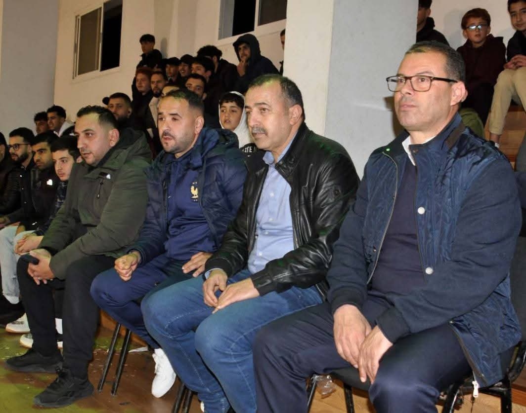 البرلماني عبد الحق أمغار يحضر مبارة جمعت بين المغرب الحسيمي  واتحاد تواركة بالحسيمة