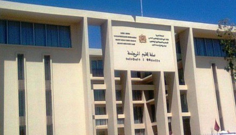 ساكنة دوار لمقروشين بجماعة الجعافرة الرحامنة تسائل الجهات المسؤولة عن برنامج مدهم بالطرق لفك العزلة عنهم '