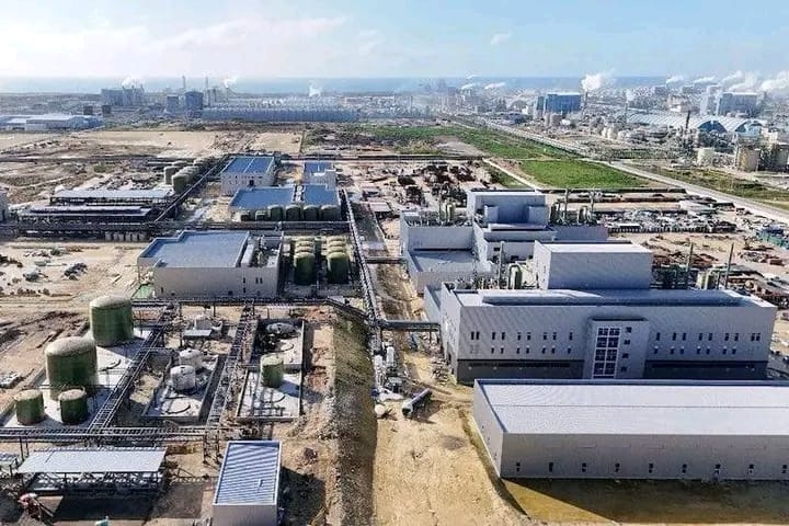 شركة كوبكو (COBCO تدشن أول وحدة صناعية بالحرف الأصفر لإنتاج مواد بطاريات الليثيوم – أيون طاقة إنتاجية تبلغ 40.000 طن