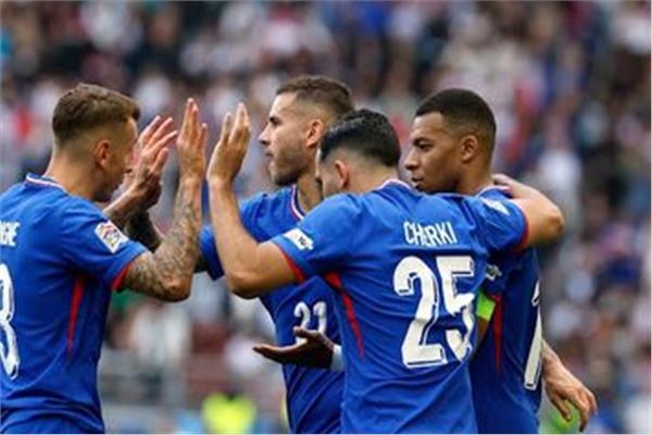 فرنسا يتخطى ألمانيا ويقتنص المركز الثالث بدوري الأمم الأوروبية