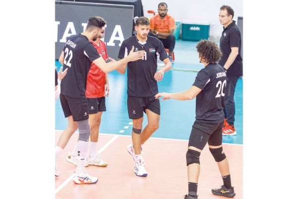 منتخب الطائرة يخسر أمام نظيره الكويتي ببطولة غرب آسيا