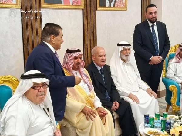 الحايك والزعبي نسايب