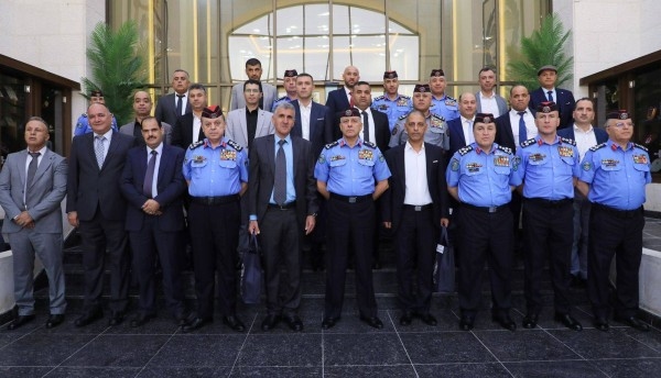 مدير الأمن العام يكرّم كبار الضبّاط المتقاعدين تقديراً لعطائهم المميز