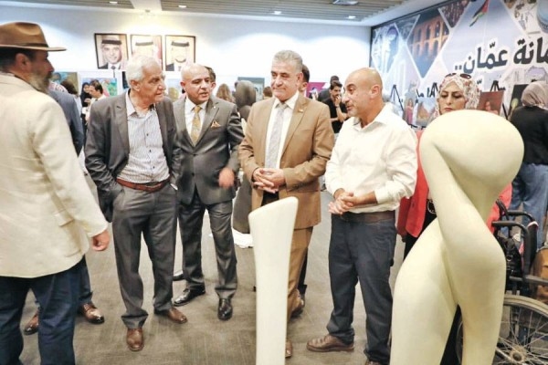 معرض »بشاير جرش« يفتح للمواهب الشابة نوافذ الإبداع