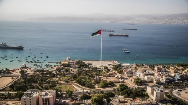 غرفة تجارة العقبة ترسل مساعدات إلى غزة