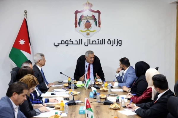 النوايسة يلتقي فريق مشروع الحكومة الشبابية