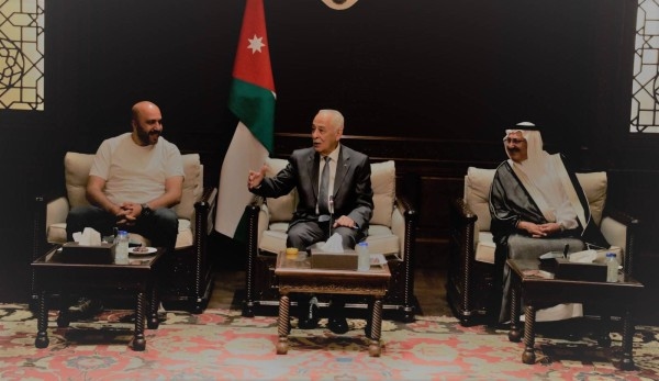 العيسوي يلتقي وفد نادي نشامى المستقبل للسيدات الرياضي .. (صور)