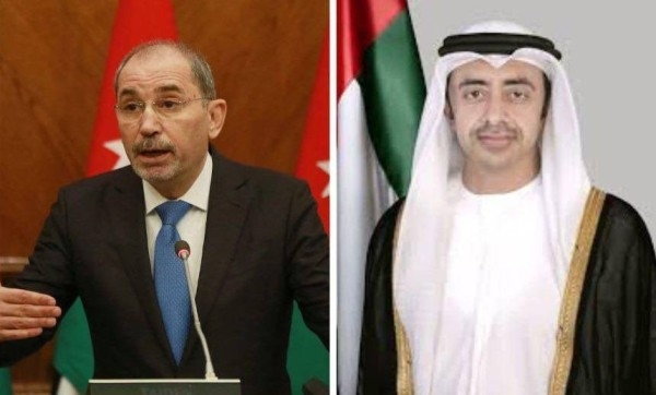 الصفدي ونظيره الاماراتي يبحثان جهود إيصال المساعدات إلى غزة