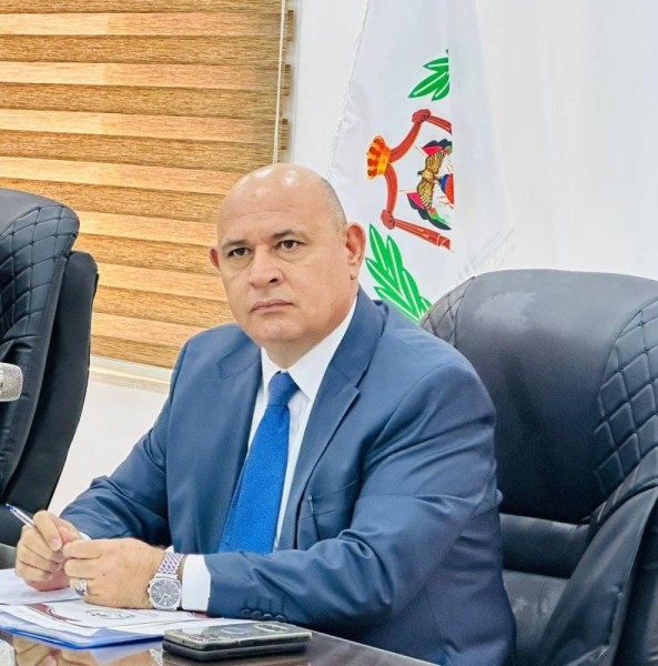 محافظ جرش ورئيس البلدية يتفقدان الوسط التجاري