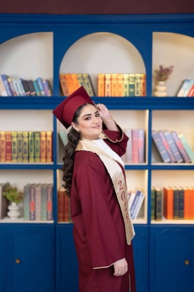 ريماس مبارك النجاح بالتوجيهي الفرع العلمي بمعدل 77.7