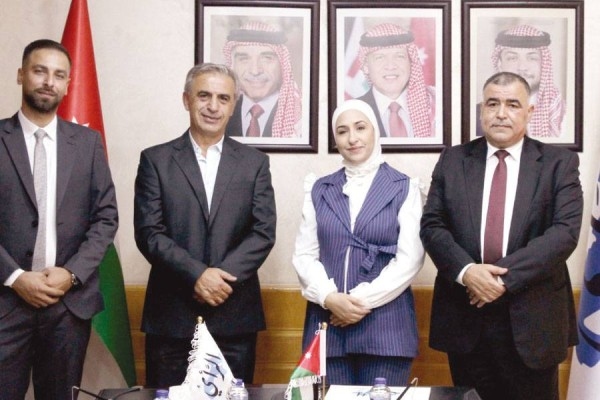 الرأي توقع اتفاقية لتنفيذ 3 استوديوهات حديثة