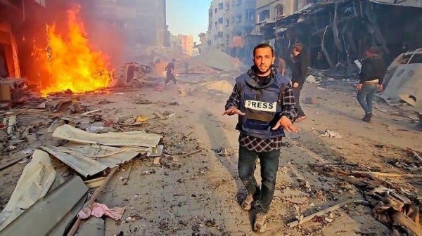 الاحتلال يقر باستهداف الصحفي أنس الشريف