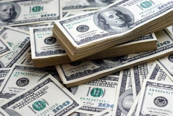 ارتفاع سعر الدولار عالميا