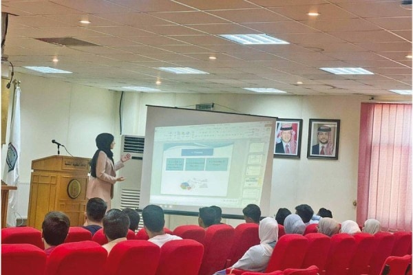 دورة تدريبية متخصصة في أنظمة الإدارة