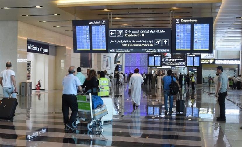 2.5 مليون مسافر عبر مطارات عُمان بنهاية فبراير