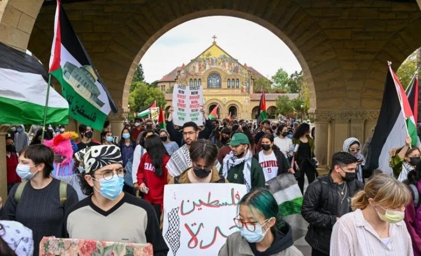 قاض أمريكي يمنع إدارة ترامب من ترحيل طالب مؤيد لفلسطين