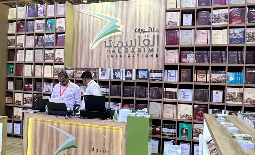 "معرض الشارقة الدولي للكتاب" يستقطب آلاف الكتّاب والناشرين حول العالم لتعزيز الحوار الثقافي وتبادل الأفكار